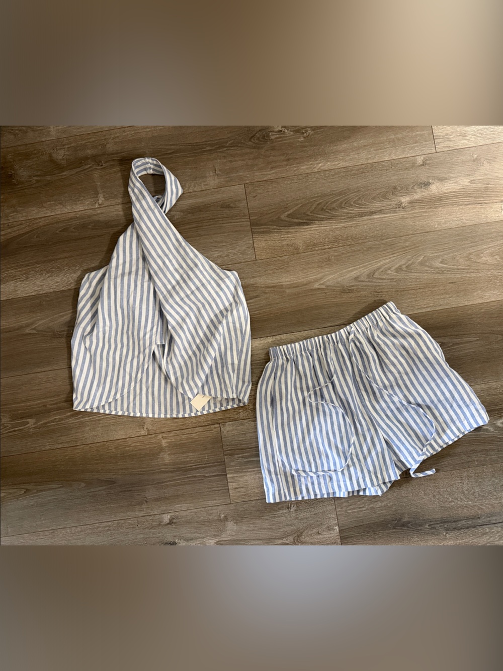 Striped Blue Shorts Set - Picture 4 of 5